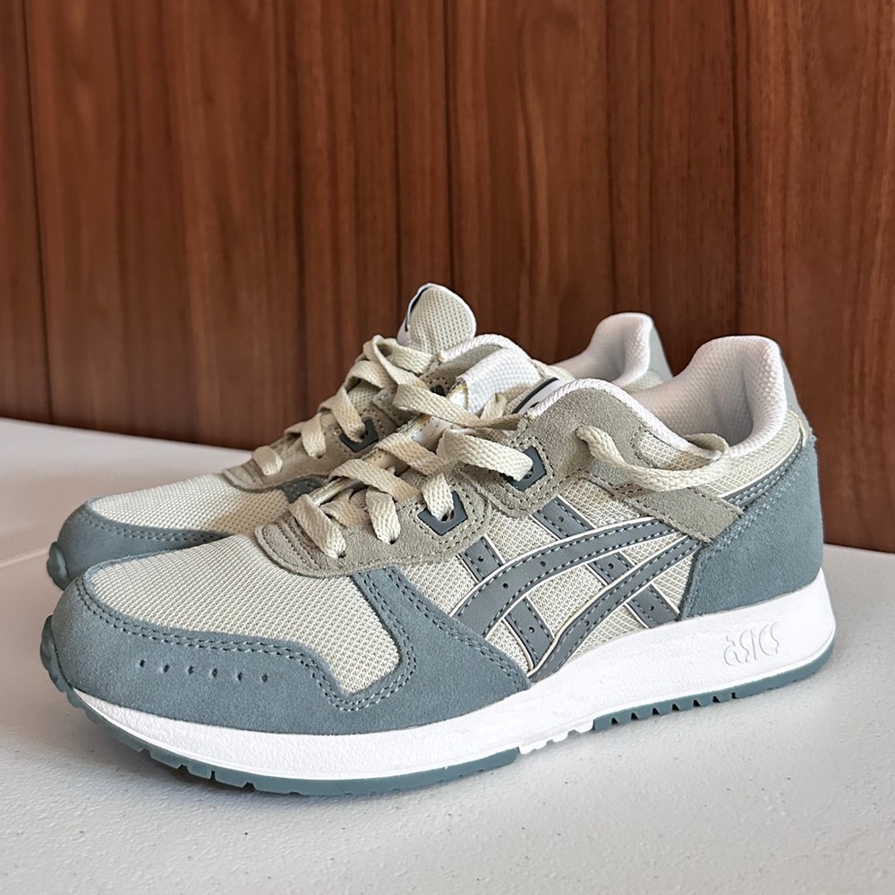 ASICS UNISEX Olive and Teal Running Shoes Size 6.5 like new! - Picture 2 of 14